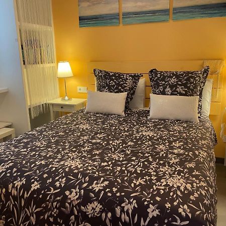 Holiday Home Randemar S'Illot  Buitenkant foto